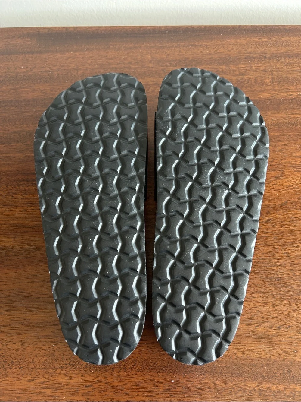 MWOT Cushionaire Sandal